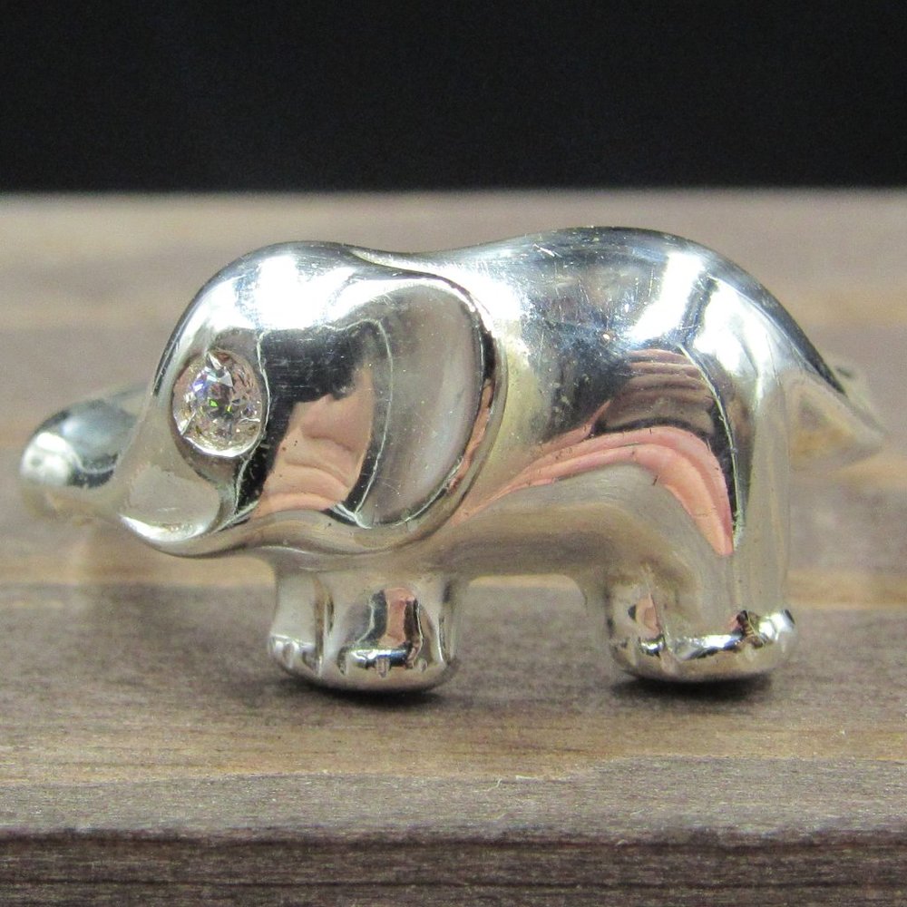 Size 8.75 Sterling Elephant Cubic Zirconia Ring - Picture 1 of 8